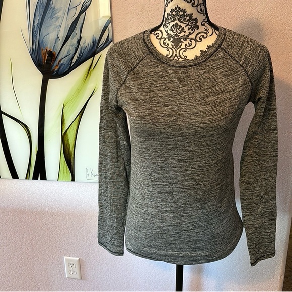 Tops - shirt size small